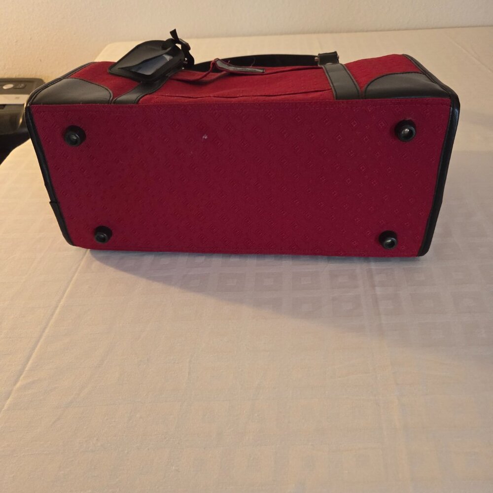 Joy Mangano Weekender Travel Carry On Bag Luggage Lightweight Red 17”w x 12” - Picture 3 of 8